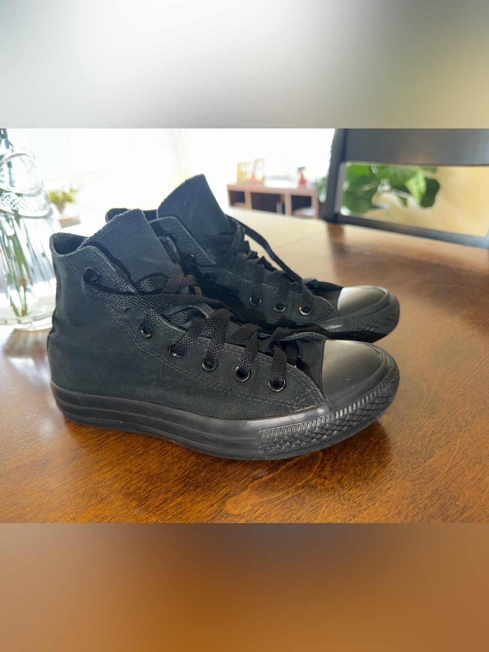 Converse women’s High-Top Sneakers - Black